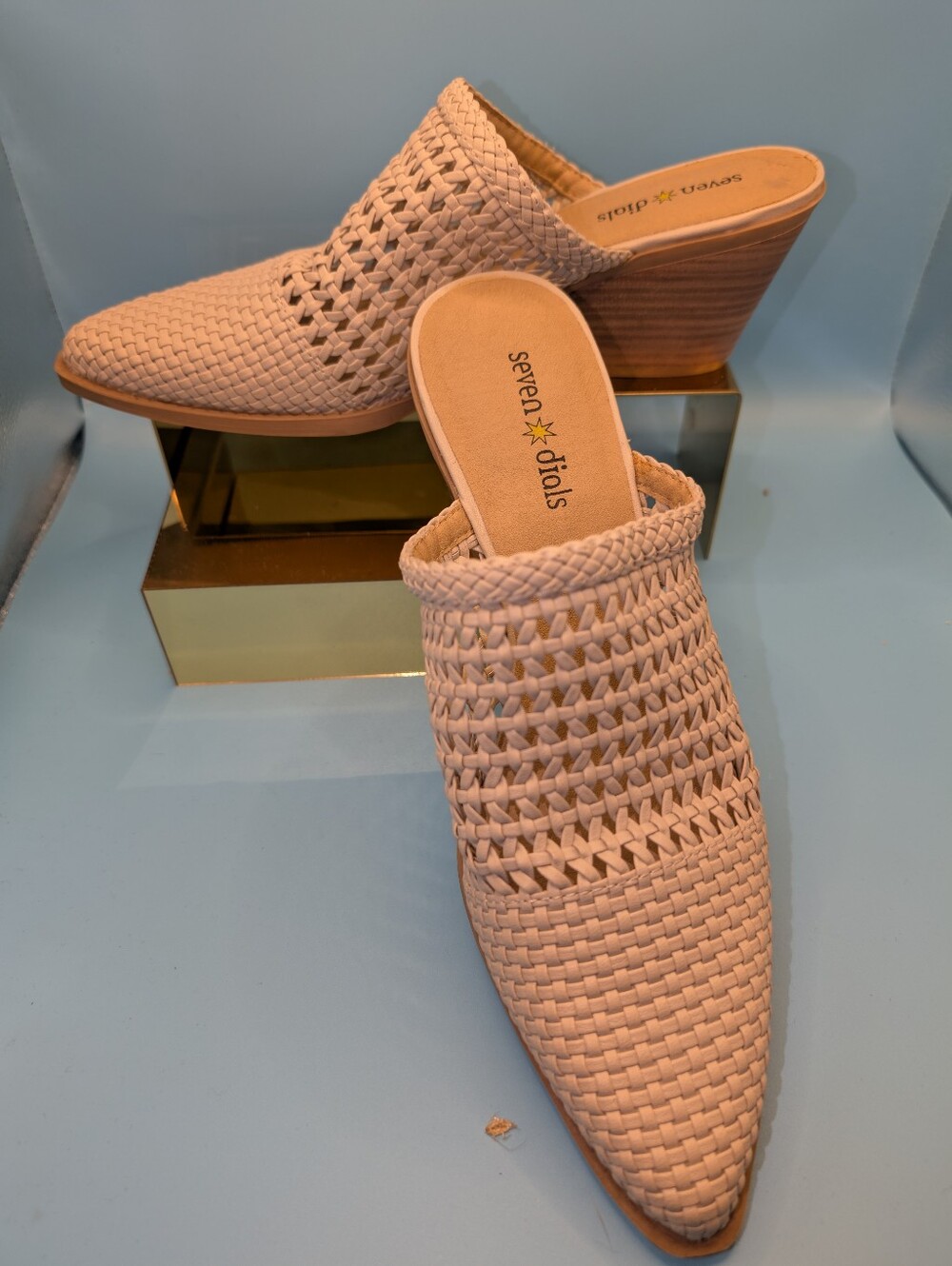 202 Seven Dials Women's Woven Mules Beige Pointed Toe Block Heel